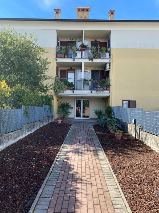 Condominio Tigli Cavalcaselle Eksteriør billede